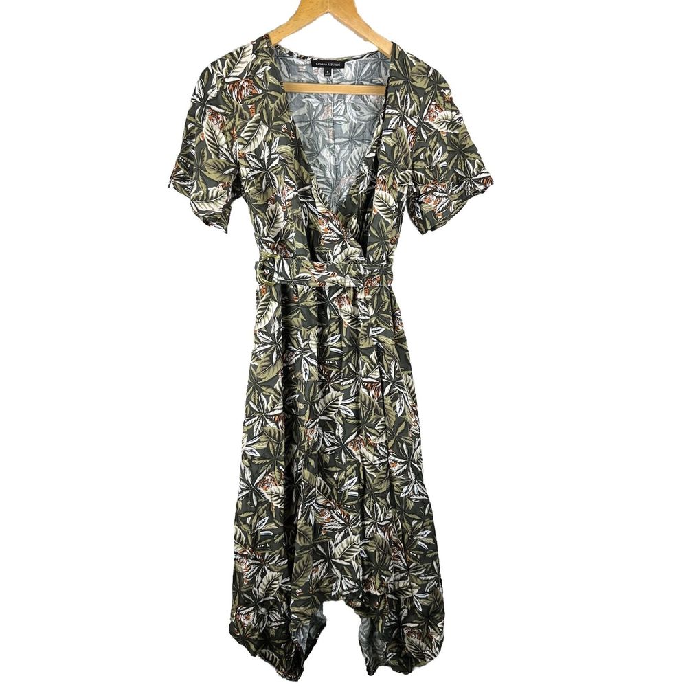 Banana Republic Tiger Print Green Wrap Dress Size 8 With Matching Belt